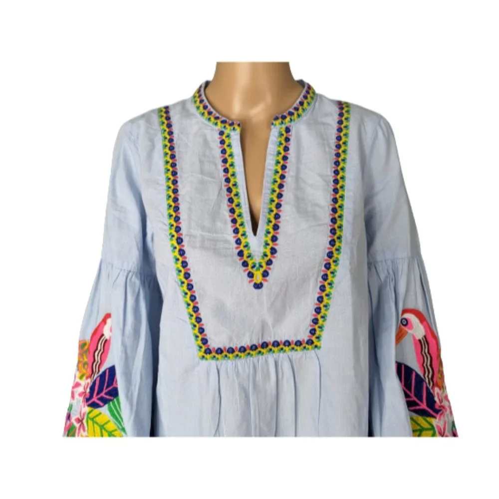 Crown & Ivy Embroidered Peasant Top S - Picture 2 of 9